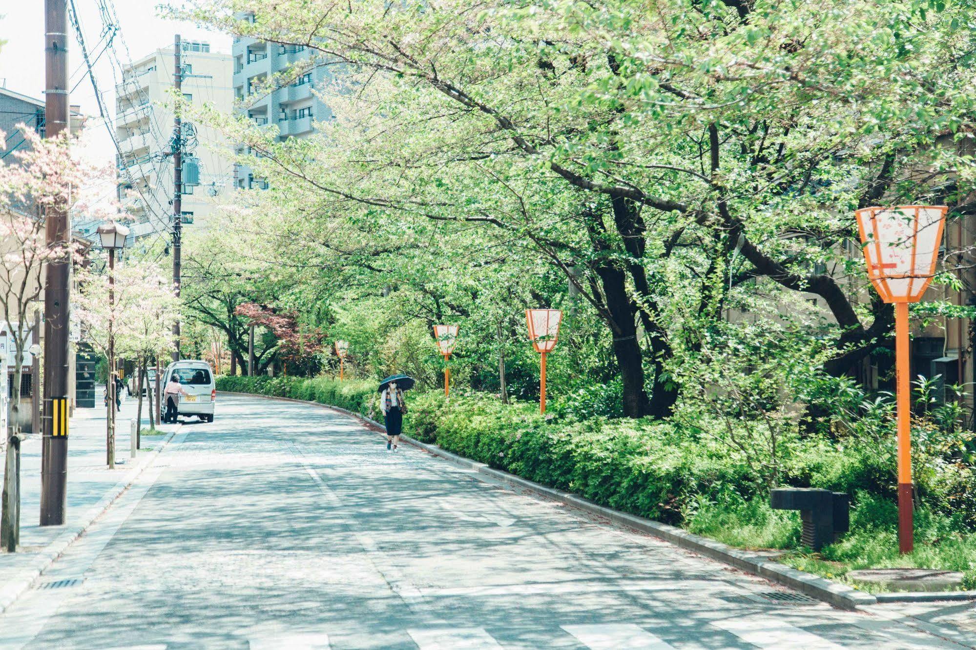 Хостел Len Kyoto Kawaramachi Екстер'єр фото